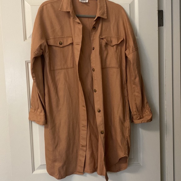 Tan Shacket - Picture 4 of 5